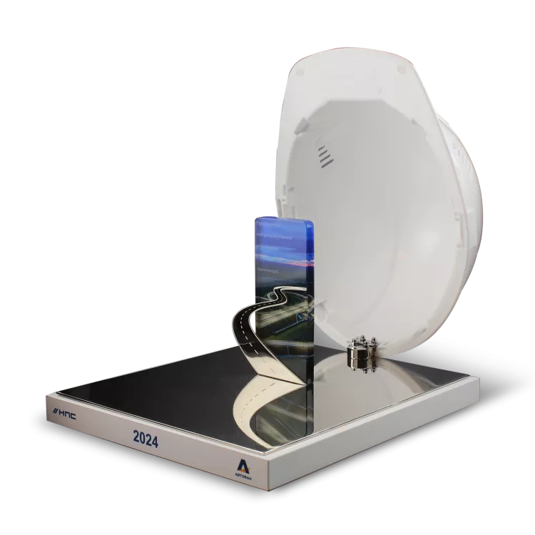 Подарочная инсталляция к Дню дорожного строительства