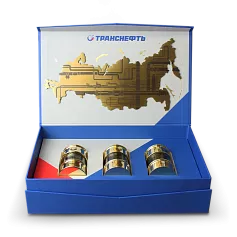 Памятный подарок нефтянику